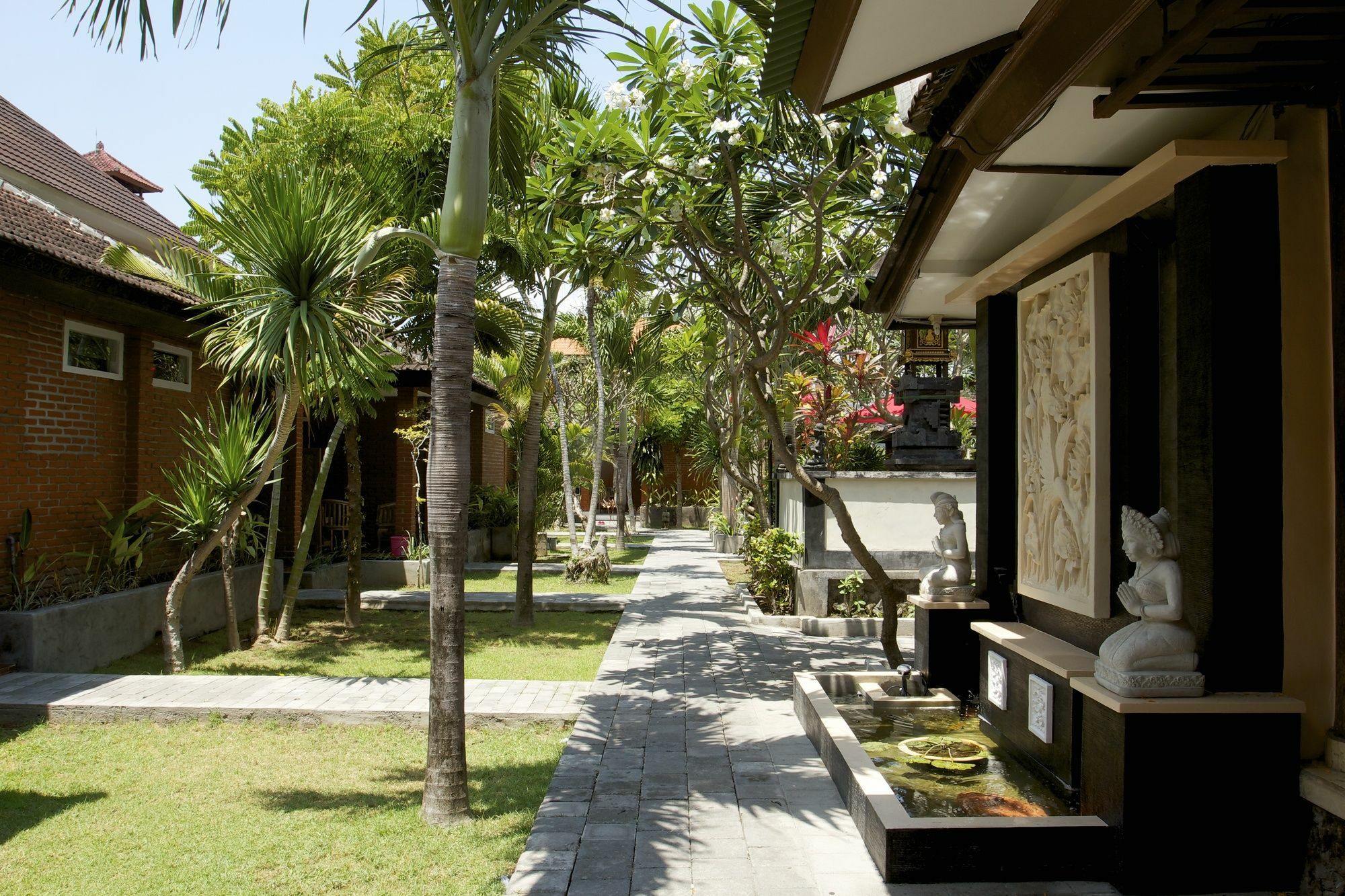 Ayu Lili Garden Hotel Kuta Kuta  Bagian luar foto