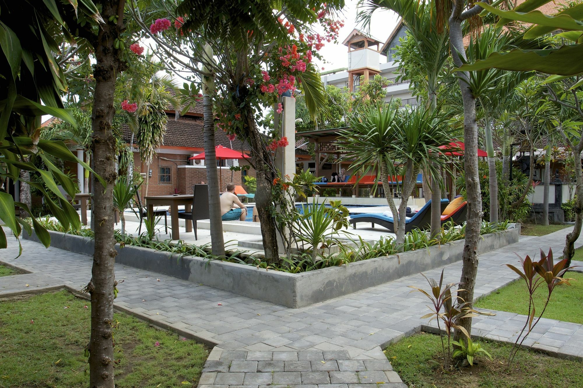 Ayu Lili Garden Hotel Kuta Kuta  Bagian luar foto